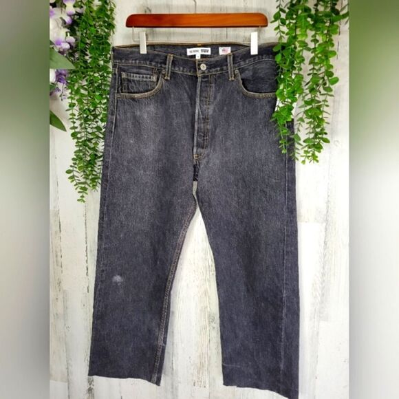 Authentic Levi's Re/ Done High Rise Cut Off Jean - Picture 2 of 11